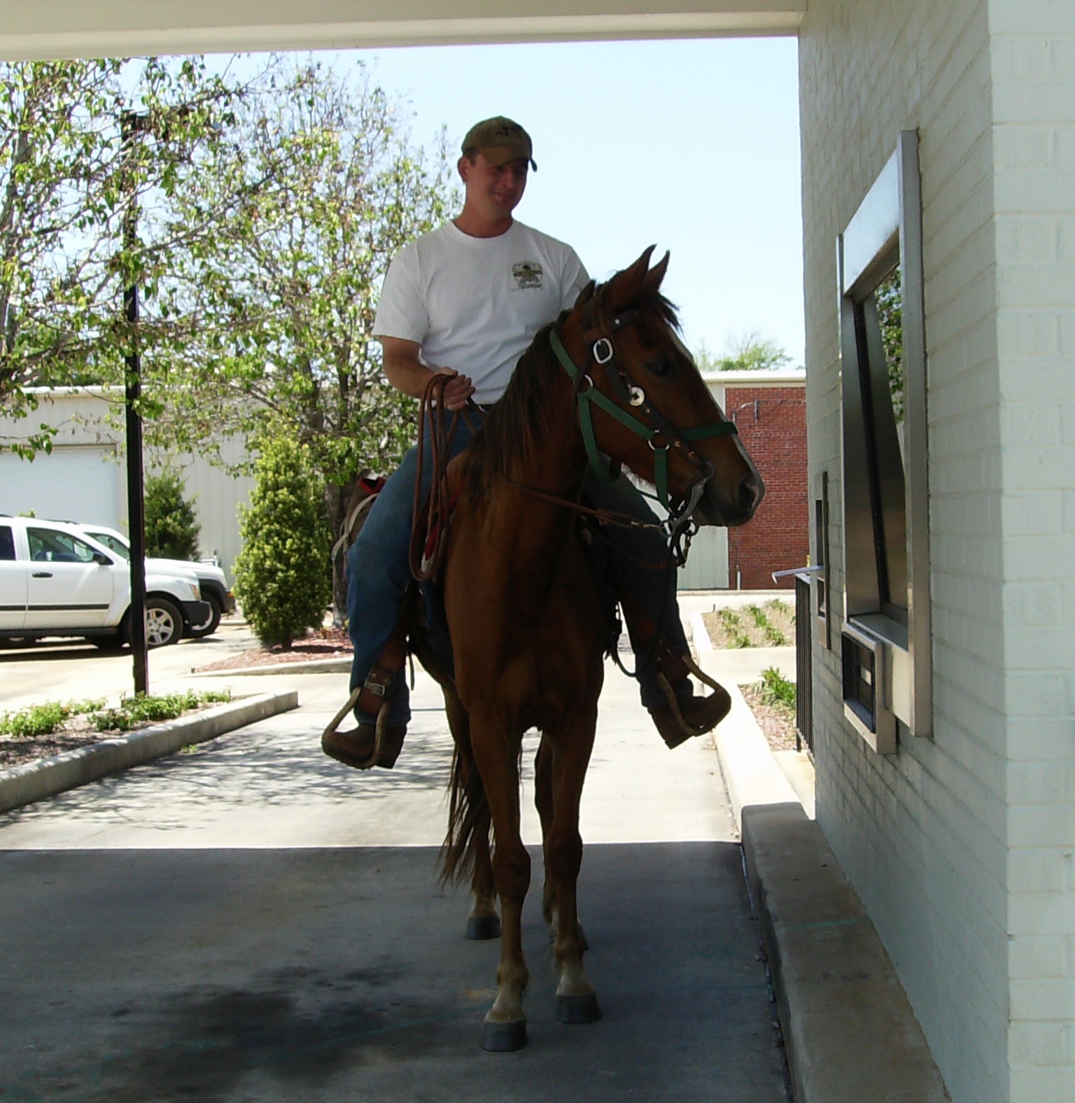 25 Pictures of People Riding Their Horses Through the Drivethru