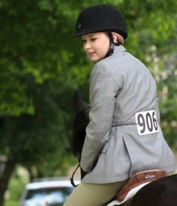 5 Reasons Why I Support My Daughter’s Horse Show Habit