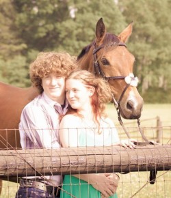 12 Reader-Submitted Horse-Themed Engagement Photos