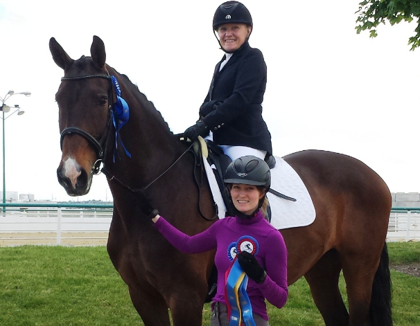 Language b extended essay sample image