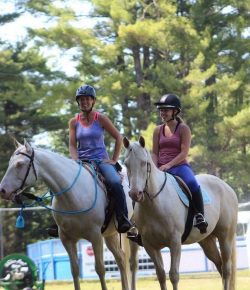 Photo Challenge: #Twinning