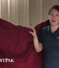 SmartPak Monday Morning Feed: Putting Up Blankets!
