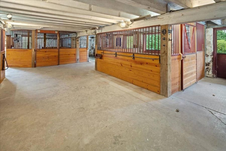 Image showcasing Fantasy Farm Friday: Luxury Equestrian Estate for $5.4 Million | HORSE ...