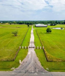 Fantasy Farm Friday: Whispering Winds Ranch