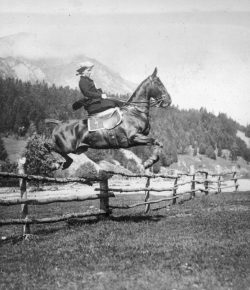 The Soldier Queen: Marie of Romania